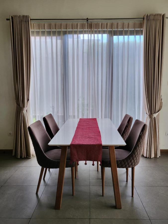 Villa Vimala Hills Semeru Богор Экстерьер фото